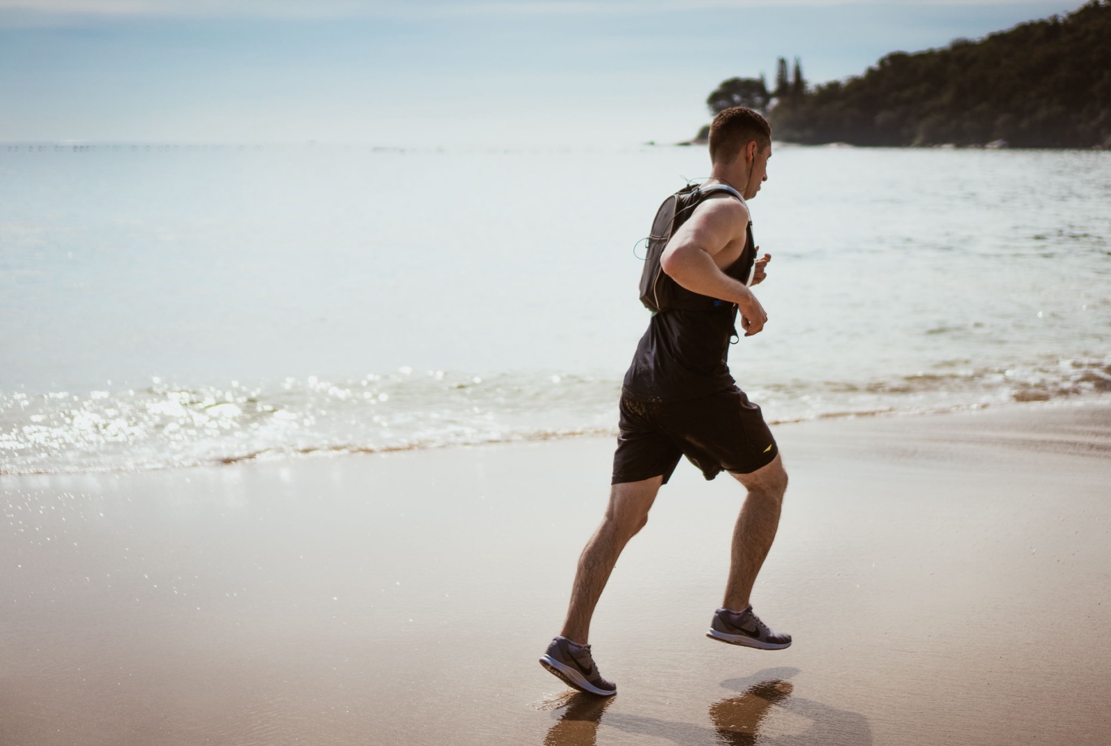 Does Walking With a Weighted Vest Actually Make You Lose Weight?